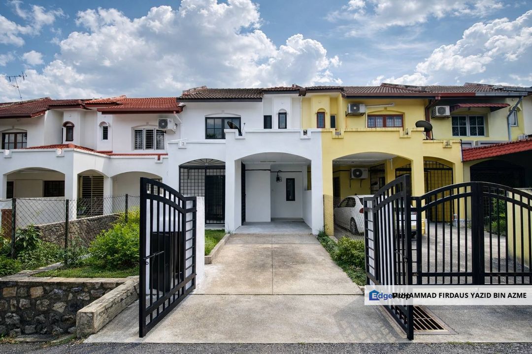 FACING OPEN | NEW PAINT | Double Storey Terrace USJ 13 Subang Jaya, Selangor, USJ
