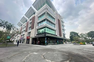 Laman Seri Business Park