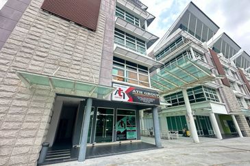 Laman Seri Business Park