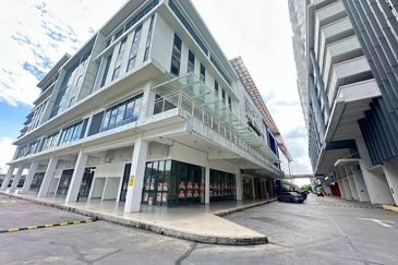 2 Storey Shop End Lot, Maxim Citylight, Sentul KL