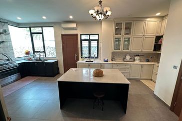 Seksyen 8, Shah Alam