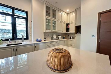 Seksyen 8, Shah Alam