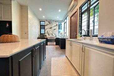 Seksyen 8, Shah Alam