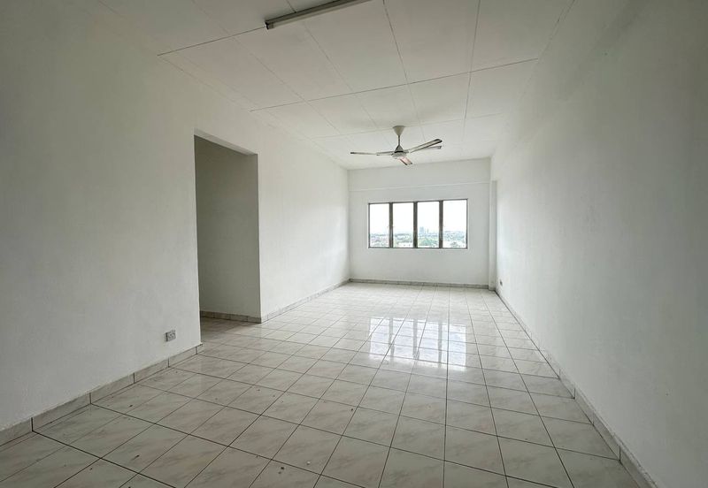 Pangsapuri Anggerik, Kampung Baru Hicom, Seksyen 26