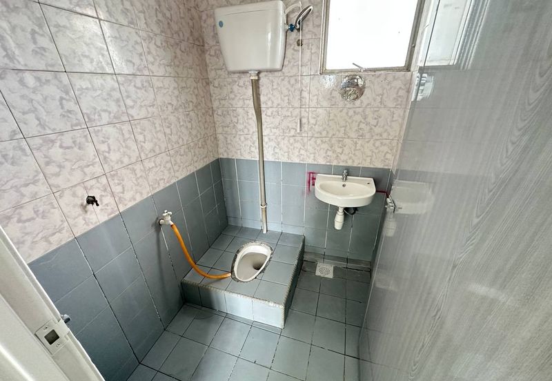 Pangsapuri Anggerik, Kampung Baru Hicom, Seksyen 26