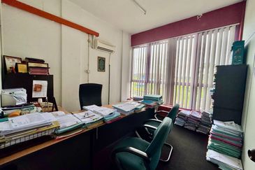 3.5 Storey Shop Office, Seksyen 7 Shah Alam