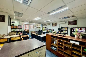 3.5 Storey Shop Office, Seksyen 7 Shah Alam