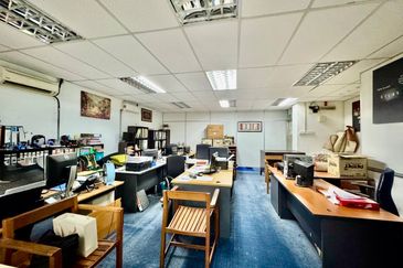 3.5 Storey Shop Office, Seksyen 7 Shah Alam