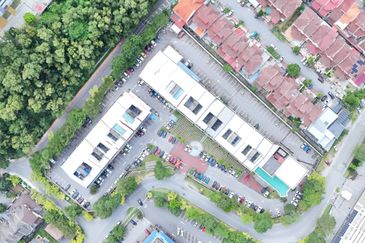 3.5 Storey Shop Office, Seksyen 7 Shah Alam