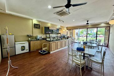 3.5 Storey Shop Office, Seksyen 7 Shah Alam