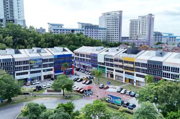 3.5 Storey Shop Office, Seksyen 7 Shah Alam