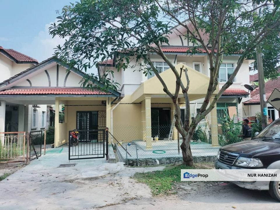 Renovated Unit Double Storey Semi D Cluster Lautan Samudera Puncak Alam ...