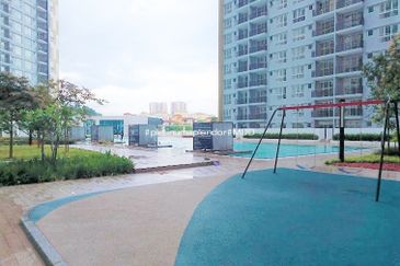 Platinum Splendor Residence