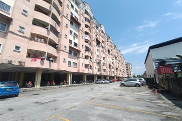Perdana Villa Apartment