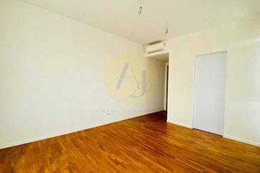 Infiniti 3 Residences