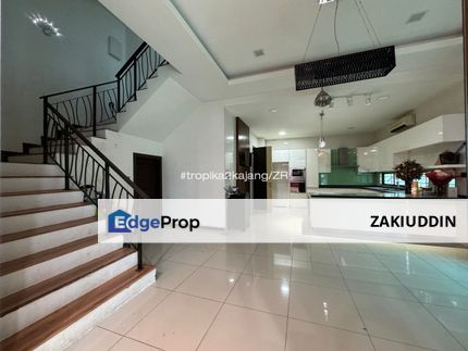 3 Sty Semi-D Taman Tropika 2 Kajang, Selangor, Kajang