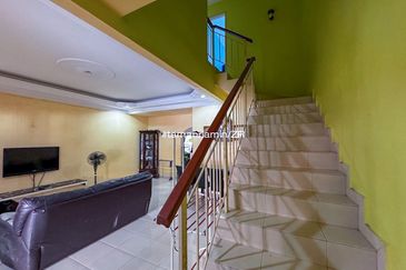 Double Sty Terrace Taman Ria Min Tanjong Karang