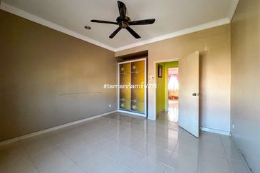 Double Sty Terrace Taman Ria Min Tanjong Karang