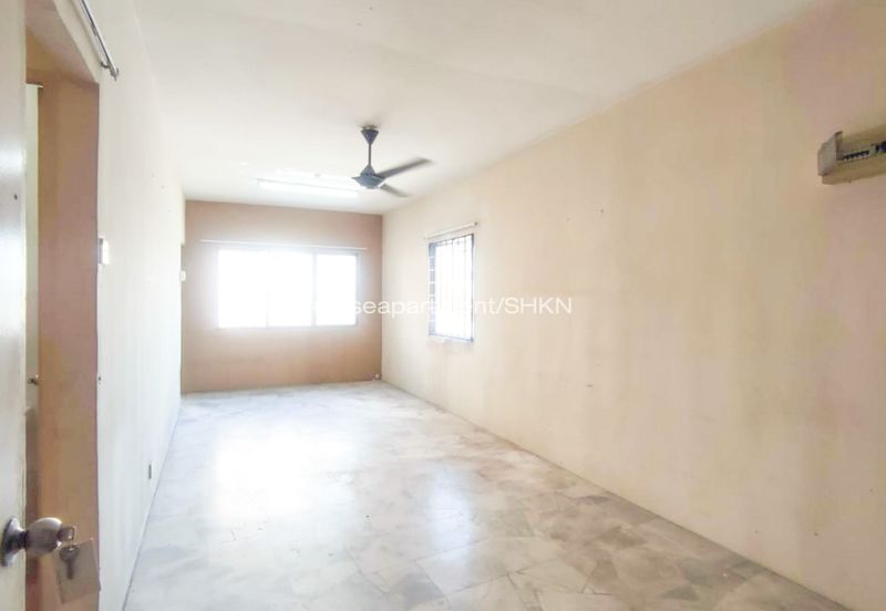 Rose Apartment, Taman Saujana Utama