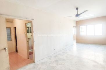 Rose Apartment, Taman Saujana Utama