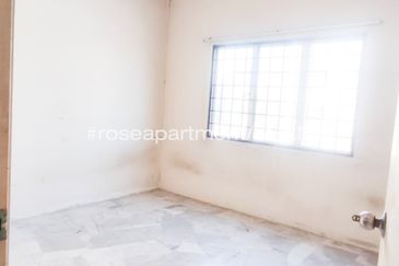 Rose Apartment, Taman Saujana Utama