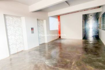 Lily Apartment, Taman Saujana Utama