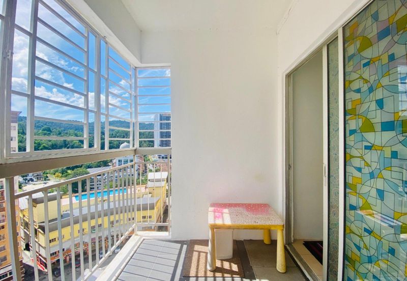 Residensi Bistaria, Ukay Bistari