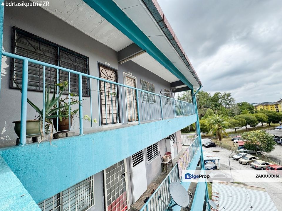 Sandalwood Court Bandar Tasik Puteri Rawang, Selangor, Rawang