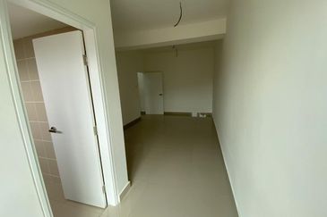 3 Storey Villa Domus, Taman Indah Gemilang,  Batu 