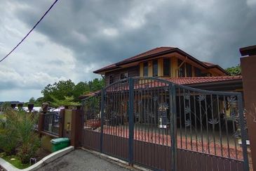 2 Storey Bungalow, Kuang Near Rahman Putra, 112x61