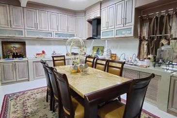 2 Storey Bungalow, Kuang Near Rahman Putra, 112x61