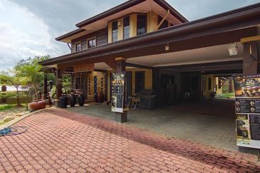 2 Storey Bungalow, Kuang Near Rahman Putra, 112x61