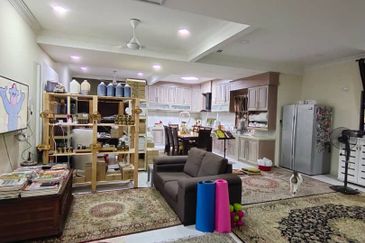 2 Storey Bungalow, Kuang Near Rahman Putra, 112x61