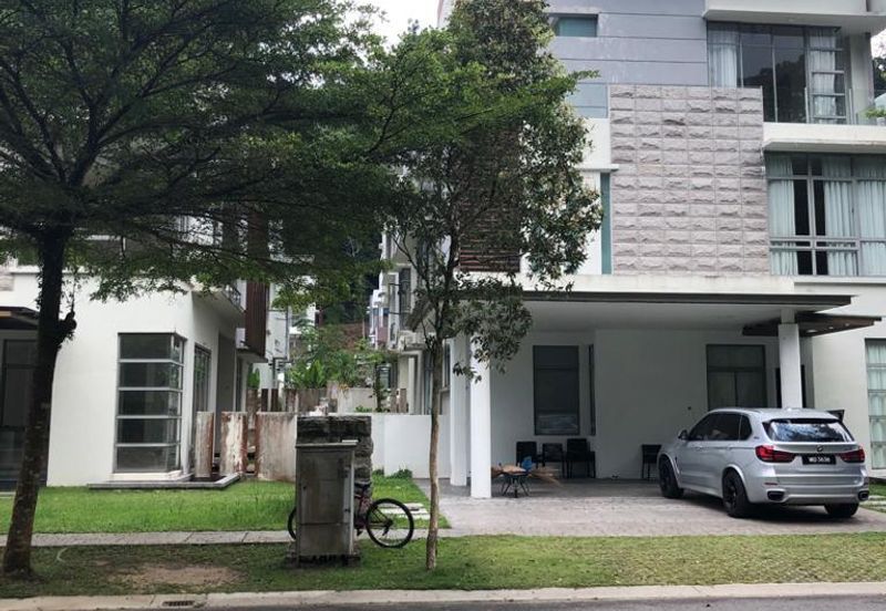 3 storey Bungalow Ttdi The Valley Ampang Non Bumi 