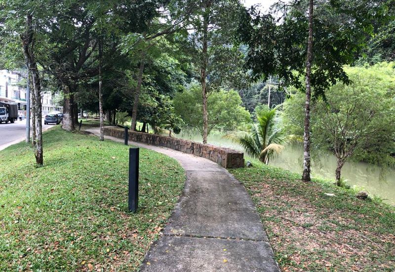 3 storey Bungalow Ttdi The Valley Ampang Non Bumi 