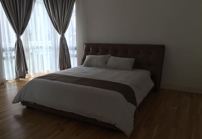 3 storey Bungalow Ttdi The Valley Ampang Non Bumi 