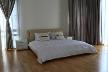 3 storey Bungalow Ttdi The Valley Ampang Non Bumi 