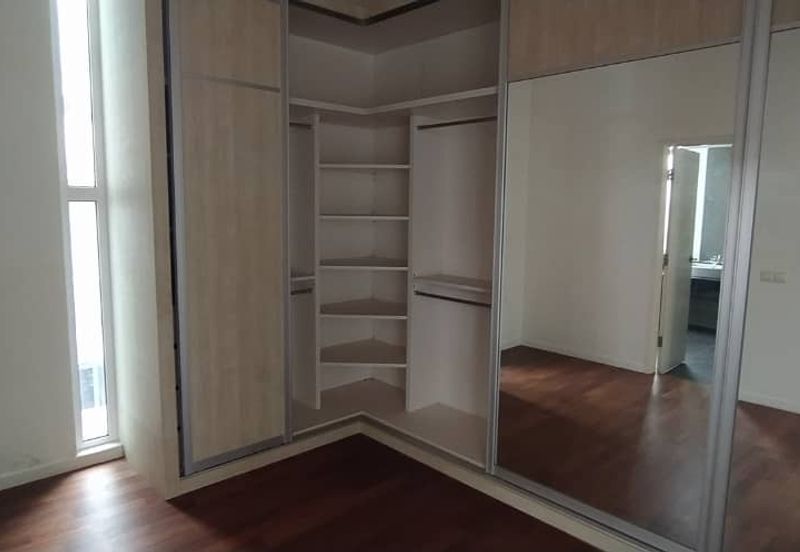 Sunway Rydgeway 3 Storey Bungalow End Lot Non Bumi