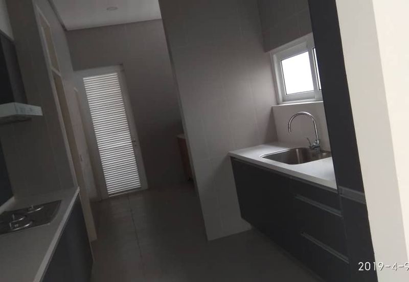 Sunway Rydgeway 3 Storey Bungalow End Lot Non Bumi