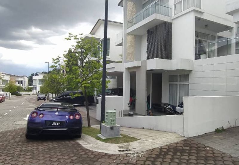 Sunway Rydgeway 3 Storey Bungalow End Lot Non Bumi