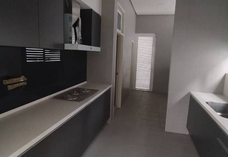 Sunway Rydgeway 3 Storey Bungalow End Lot Non Bumi