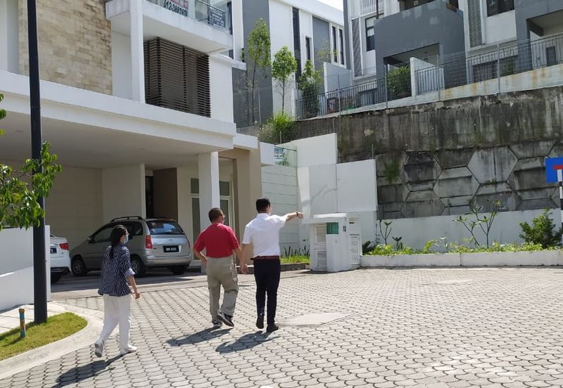 Sunway Rydgeway 3 Storey Bungalow End Lot Non Bumi