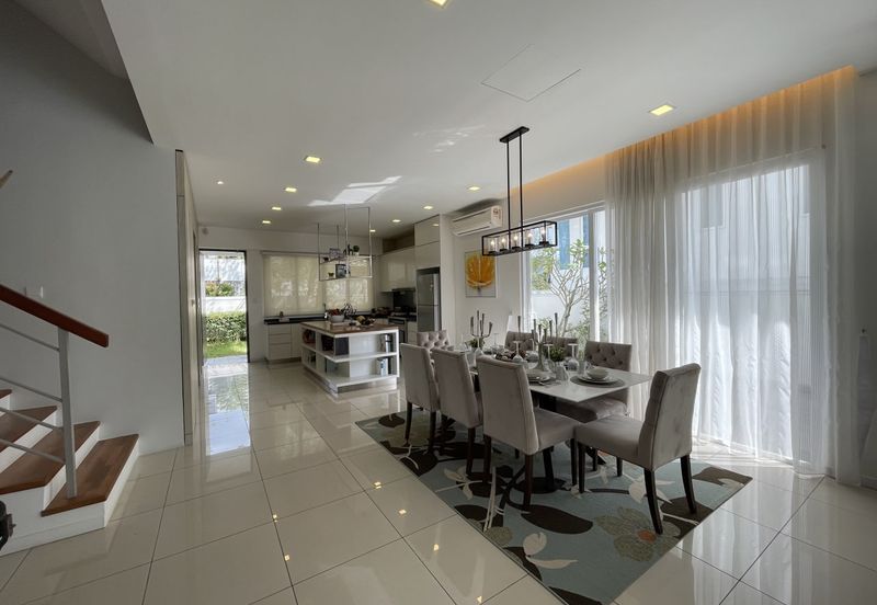 New 3 Storey Semi-D Astana Kemensah, Taman Melawat