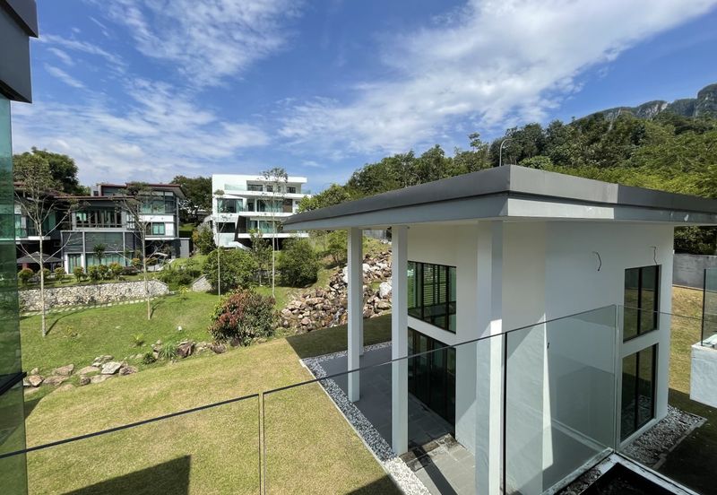 2 Storey End Lot Bungalow With Facing River The Re