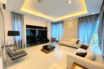 2-storey bungalow Type A Ukay Seraya Freehold 8604