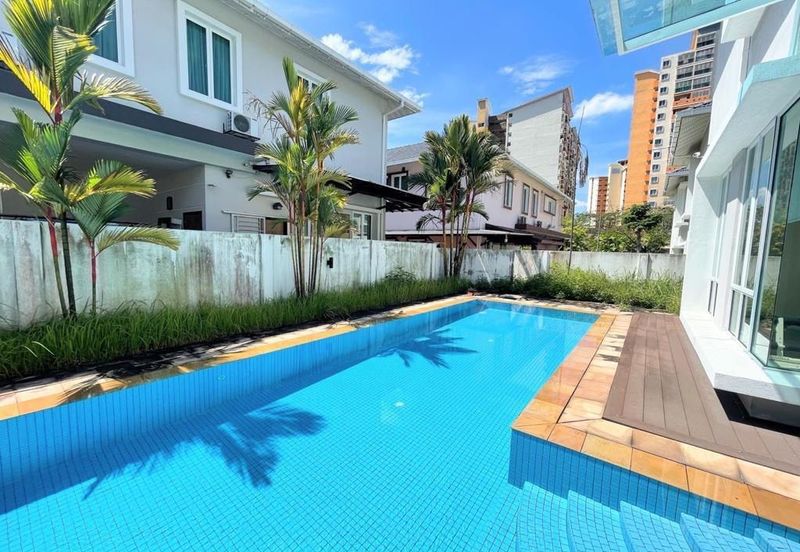 2-storey bungalow Type A Ukay Seraya Freehold 8604