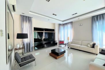 2-storey bungalow Type A Ukay Seraya Freehold 8604