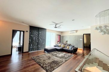 2-storey bungalow Type A Ukay Seraya Freehold 8604