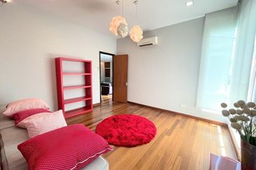 2-storey bungalow Type A Ukay Seraya Freehold 8604