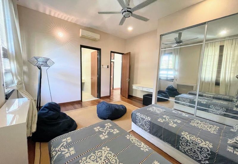 2-storey bungalow Type A Ukay Seraya Freehold 8604